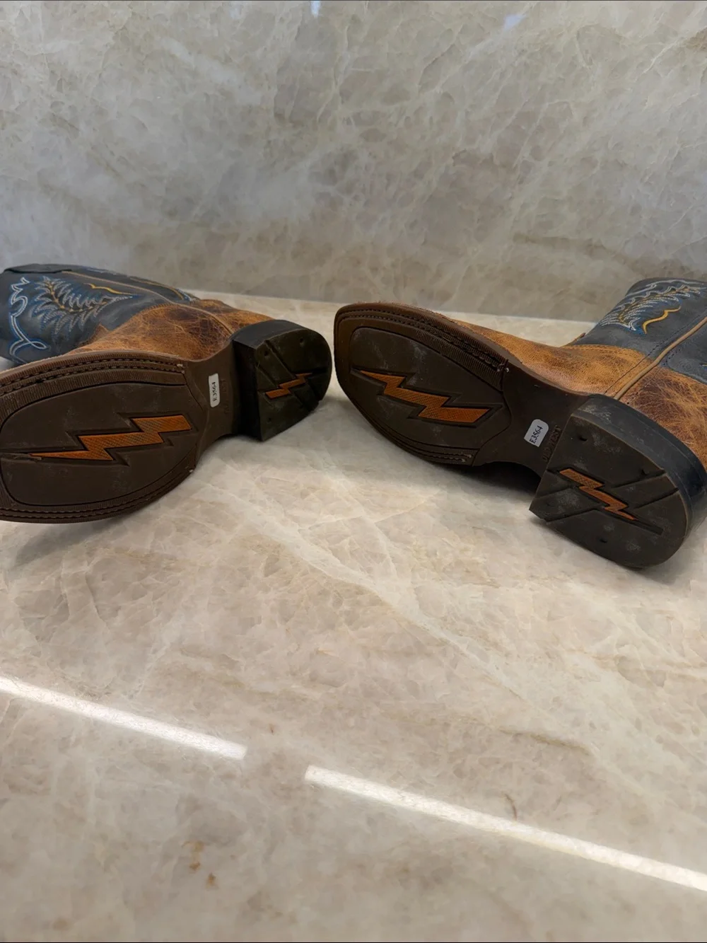 Lucchese sole sturdy dressy